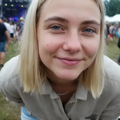Элла, 35